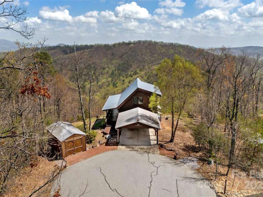 169 Gorge Drive, Bostic, NC 28018.  MLS# CAR4229159, YatesRealty ID 4377. 