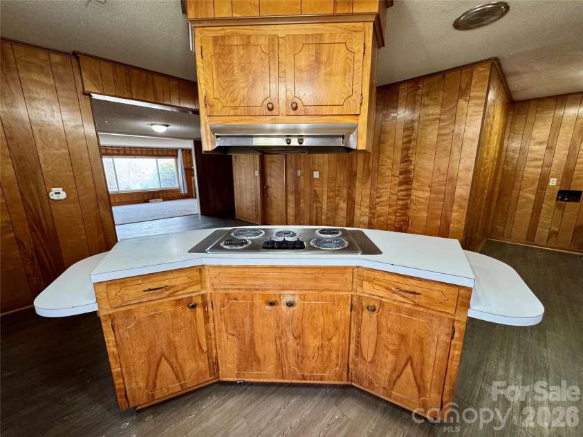 545 Collins Street, Kannapolis, NC 28083.  MLS# CAR4345178, YatesRealty ID 4377. 