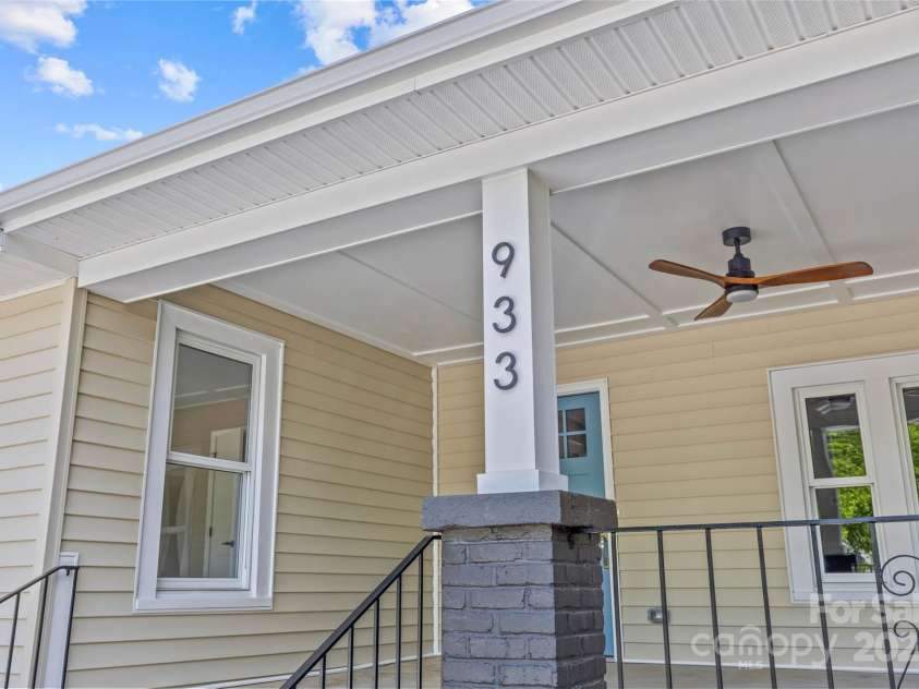 933 Old Charlotte Road, Concord, NC 28027.  MLS# CAR4306384, YatesRealty ID 4377. 