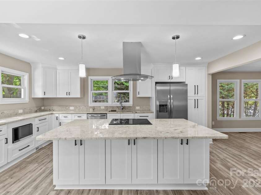 933 Old Charlotte Road, Concord, NC 28027.  MLS# CAR4306384, YatesRealty ID 4377. 