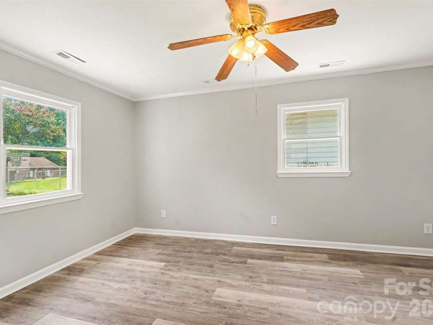 1333 Washington Lane, Kannapolis, NC 28083.  MLS# CAR4414027, YatesRealty ID 43770. Secondary Bedroom