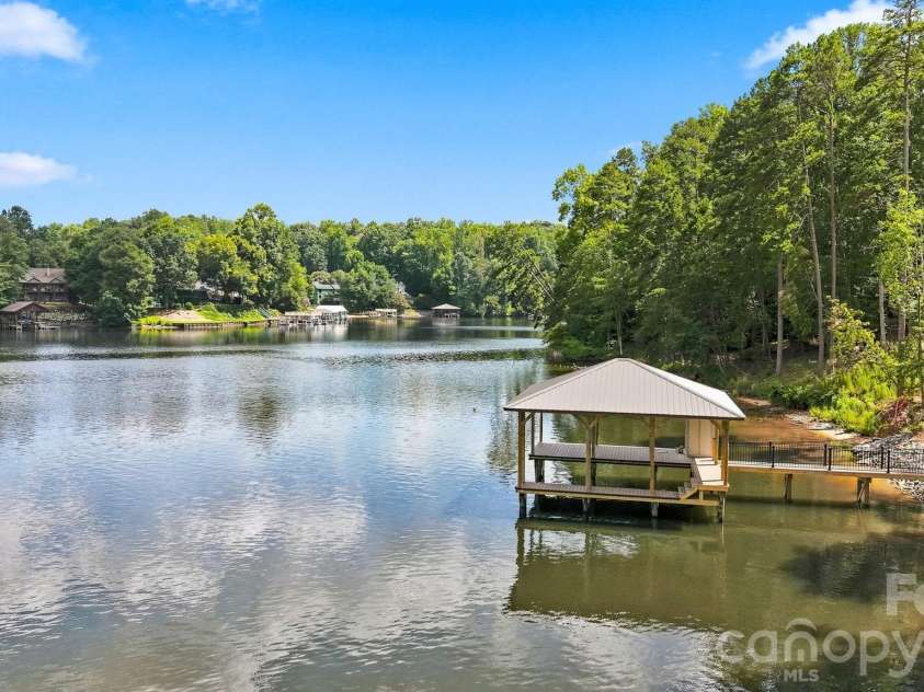 5317 Shoreline Way, Granite Falls, NC 28630.  MLS# CAR4412519, YatesRealty ID 43773. 