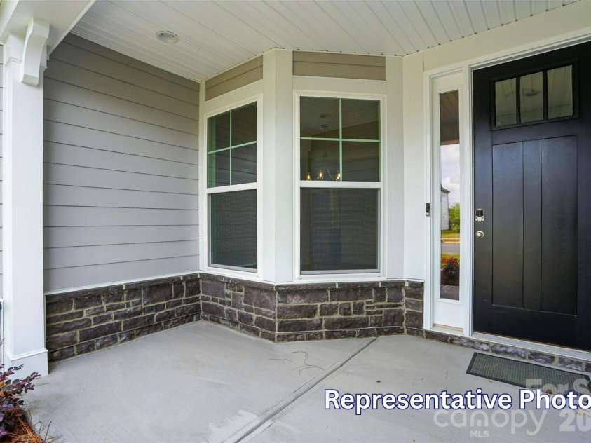 4007 Cedar Falls Drive, Waxhaw, NC 28173.  MLS# CAR4413669, YatesRealty ID 43774. 