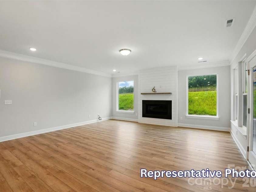 4007 Cedar Falls Drive, Waxhaw, NC 28173.  MLS# CAR4413669, YatesRealty ID 43774. 