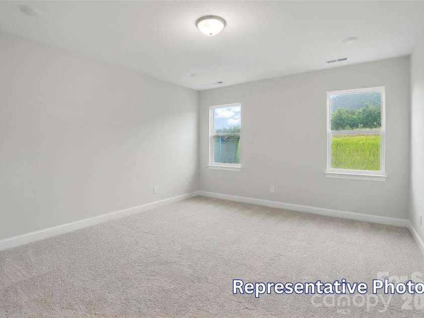 4007 Cedar Falls Drive, Waxhaw, NC 28173.  MLS# CAR4413669, YatesRealty ID 43774. 