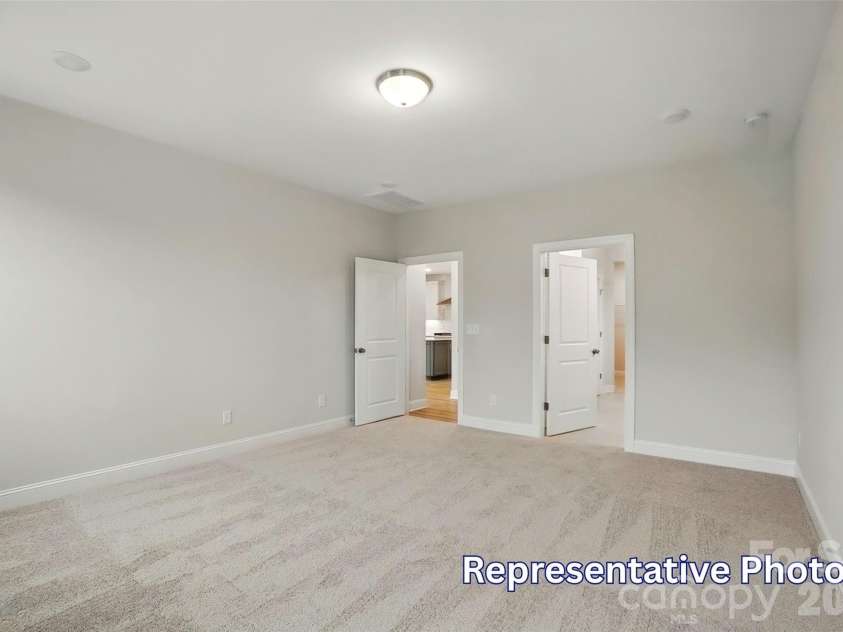 4007 Cedar Falls Drive, Waxhaw, NC 28173.  MLS# CAR4413669, YatesRealty ID 43774. 