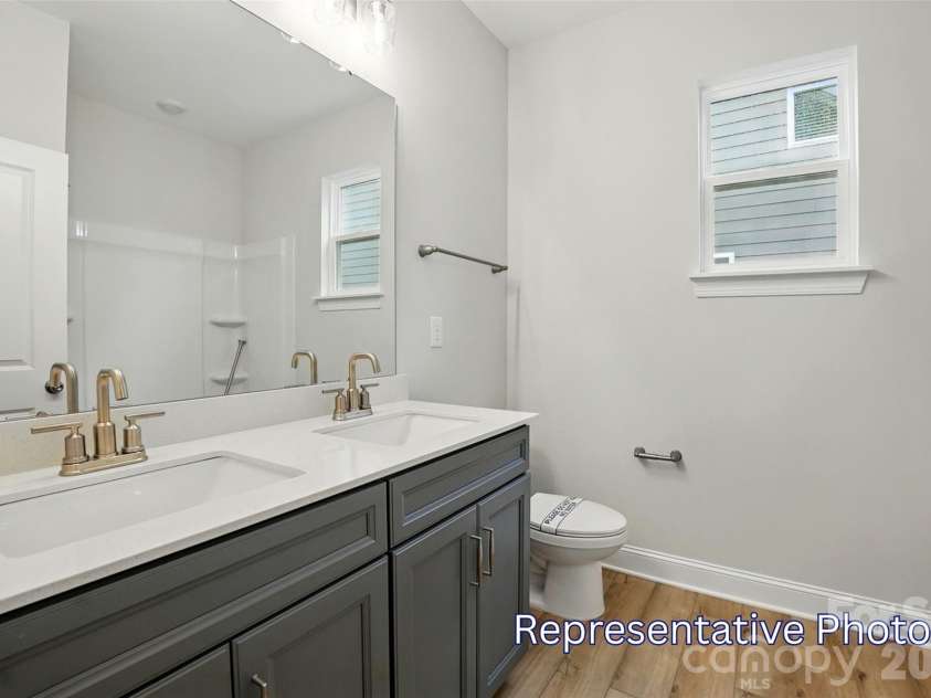 4007 Cedar Falls Drive, Waxhaw, NC 28173.  MLS# CAR4413669, YatesRealty ID 43774. 