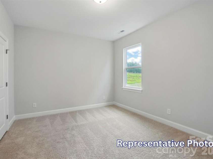 4007 Cedar Falls Drive, Waxhaw, NC 28173.  MLS# CAR4413669, YatesRealty ID 43774. 