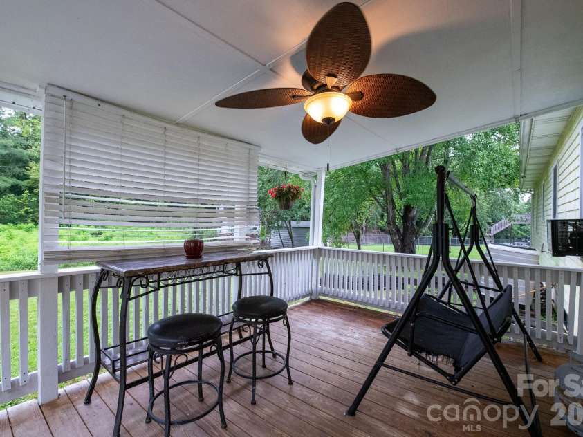 409 Cottrell Hill Road, Lenoir, NC 28645.  MLS# CAR4414277, YatesRealty ID 43775. 