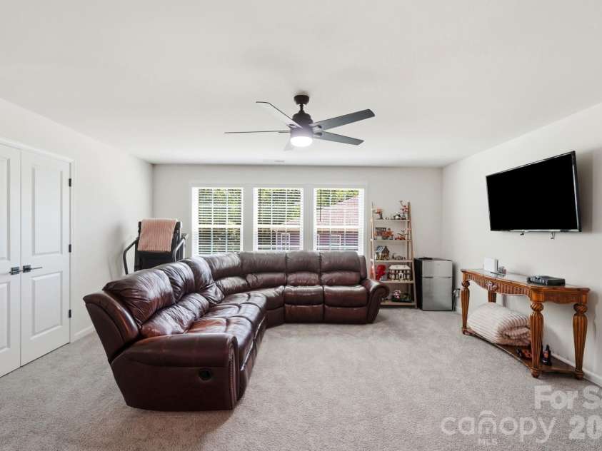 6042 Sylvan Drive, Denver, NC 28037.  MLS# CAR4395764, YatesRealty ID 43776. 