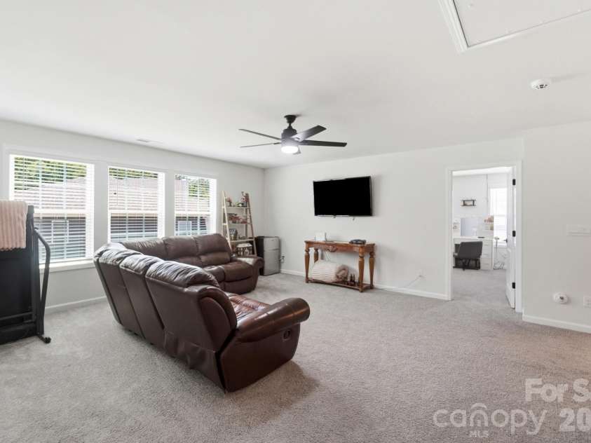 6042 Sylvan Drive, Denver, NC 28037.  MLS# CAR4395764, YatesRealty ID 43776. 