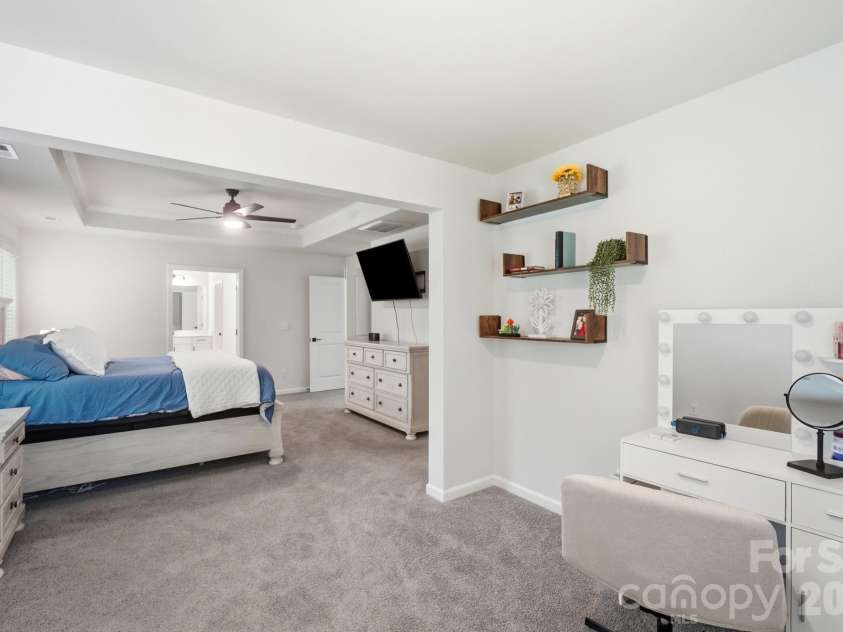 6042 Sylvan Drive, Denver, NC 28037.  MLS# CAR4395764, YatesRealty ID 43776. 