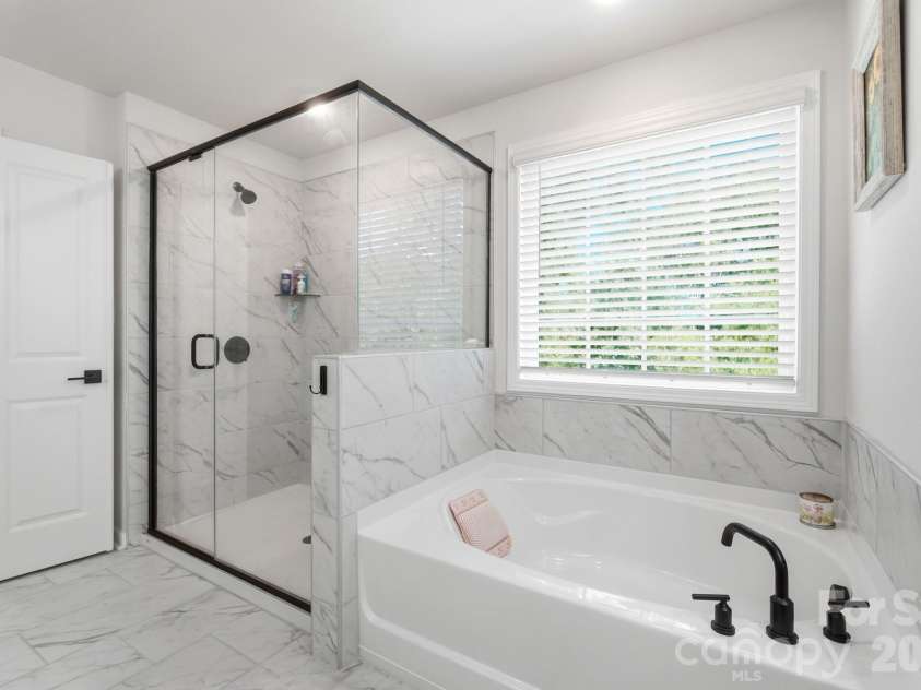 6042 Sylvan Drive, Denver, NC 28037.  MLS# CAR4395764, YatesRealty ID 43776. 