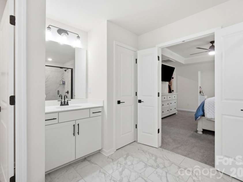 6042 Sylvan Drive, Denver, NC 28037.  MLS# CAR4395764, YatesRealty ID 43776. 