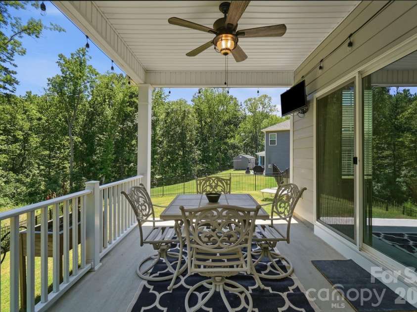 6042 Sylvan Drive, Denver, NC 28037.  MLS# CAR4395764, YatesRealty ID 43776. 