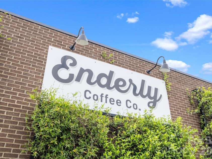 812 State Street, Charlotte, NC 28208.  MLS# CAR4412102, YatesRealty ID 43777. Enderly Coffee