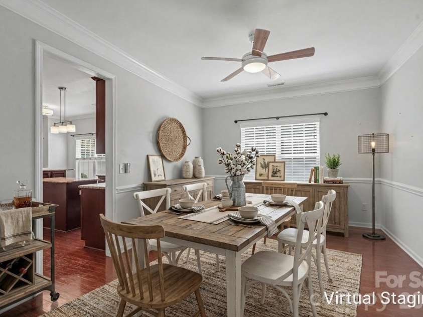 5813 Parkstone Drive, Matthews, NC 28104.  MLS# CAR4408106, YatesRealty ID 43779. 