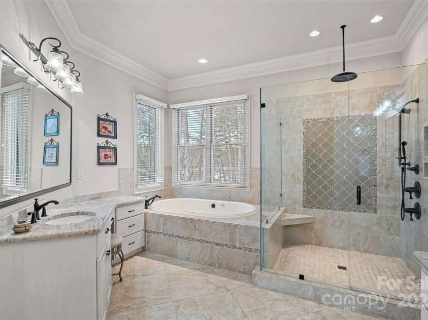 130 Brick Kiln Way, Mooresville, NC 28117.  MLS# CAR4232035, YatesRealty ID 4378. Primary Bath with lots of Natural Light