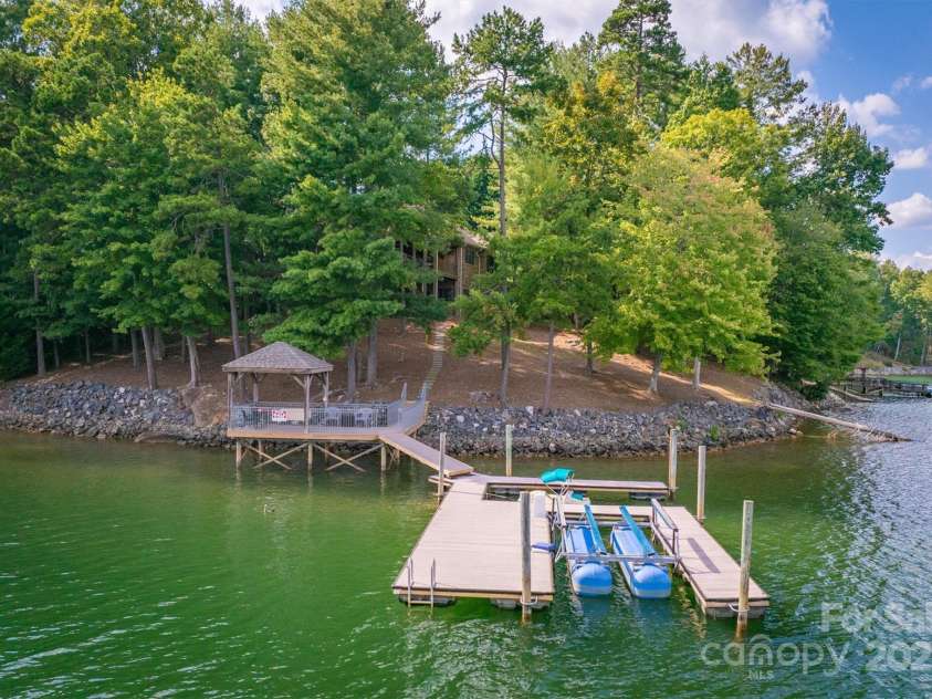1831 Sandy Cove Drive, Morganton, NC 28655.  MLS# CAR4303843, YatesRealty ID 4378. 