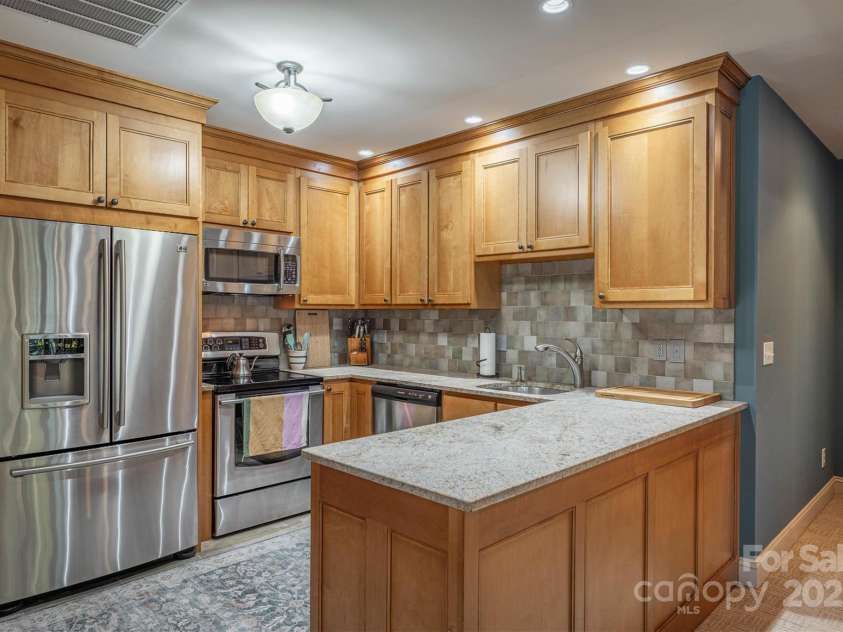 1831 Sandy Cove Drive, Morganton, NC 28655.  MLS# CAR4303843, YatesRealty ID 4378. 