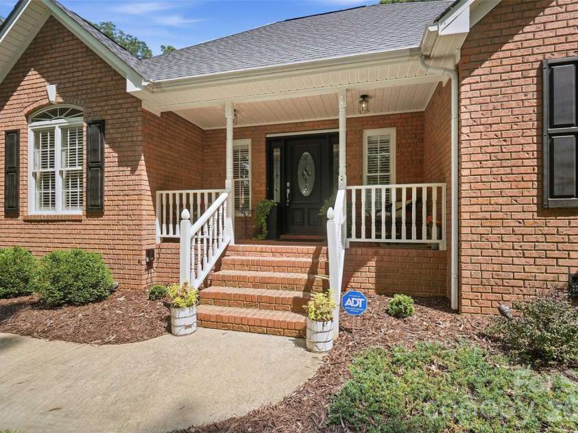7627 Maple Bluff Lane, Concord, NC 28025.  MLS# CAR4412826, YatesRealty ID 43781. 