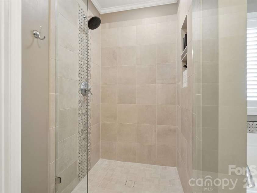 7627 Maple Bluff Lane, Concord, NC 28025.  MLS# CAR4412826, YatesRealty ID 43781. 