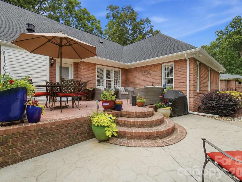 7627 Maple Bluff Lane, Concord, NC 28025.  MLS# CAR4412826, YatesRealty ID 43781. 