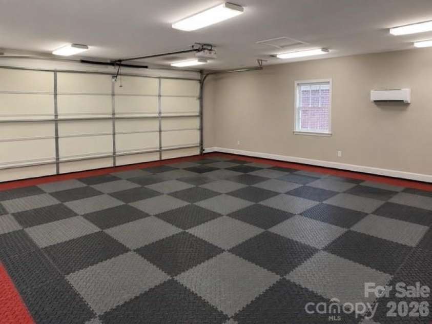 7627 Maple Bluff Lane, Concord, NC 28025.  MLS# CAR4412826, YatesRealty ID 43781. 