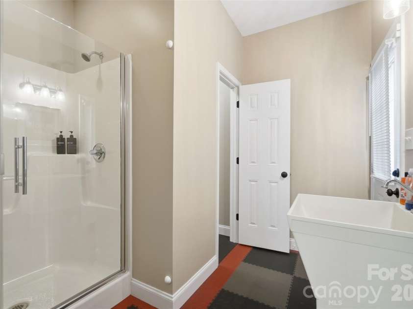 7627 Maple Bluff Lane, Concord, NC 28025.  MLS# CAR4412826, YatesRealty ID 43781. 