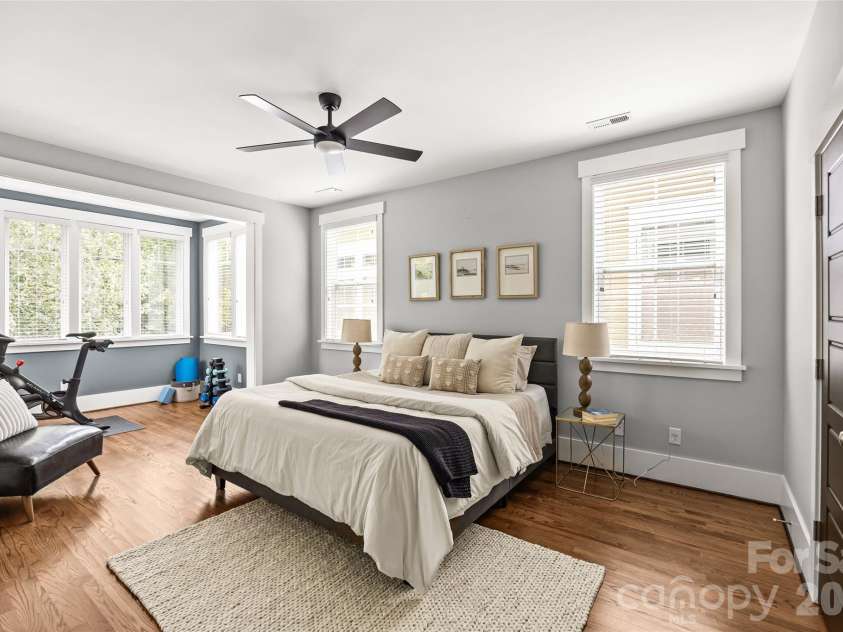 1431 Tippah Park Court, Charlotte, NC 28205.  MLS# CAR4406412, YatesRealty ID 43782. 