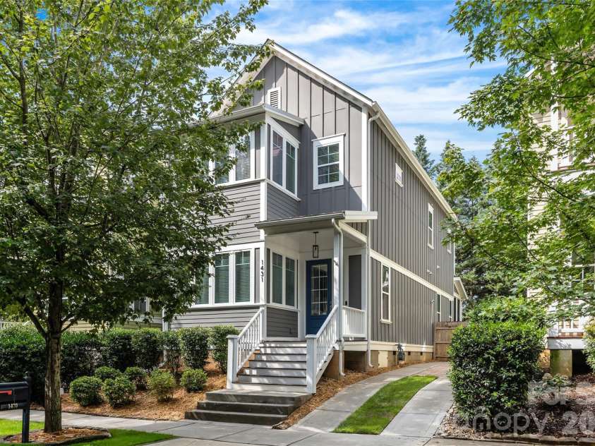 1431 Tippah Park Court, Charlotte, NC 28205.  MLS# CAR4406412, YatesRealty ID 43782. 