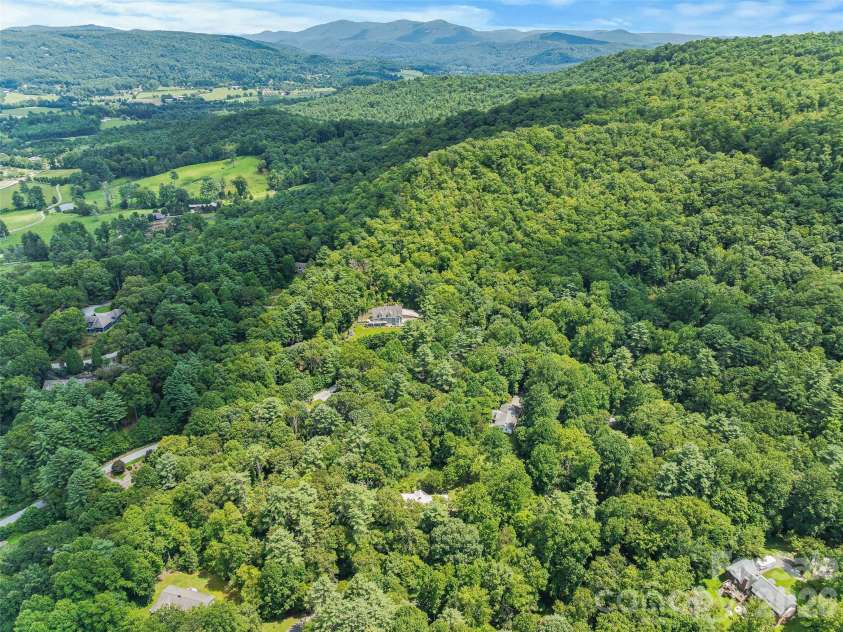 201 Valeria Lane, Pisgah Forest, NC 28768.  MLS# CAR4413829, YatesRealty ID 43787. Beautiful LR Valley