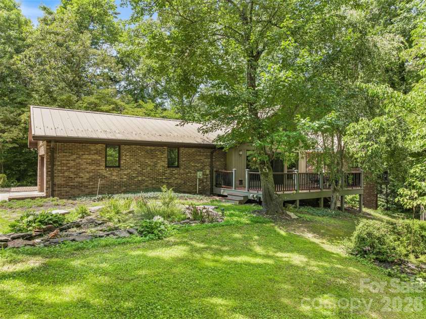 201 Valeria Lane, Pisgah Forest, NC 28768.  MLS# CAR4413829, YatesRealty ID 43787. Beautiful Yard