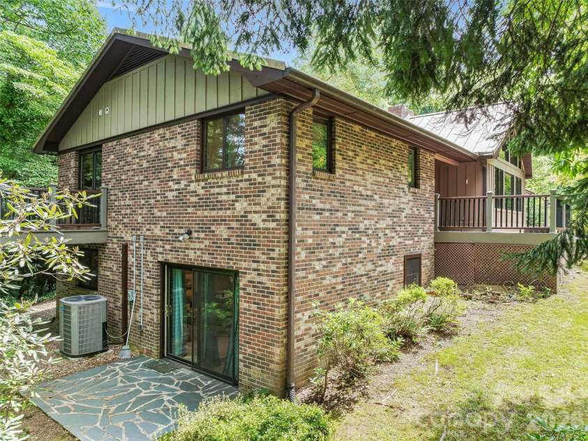 201 Valeria Lane, Pisgah Forest, NC 28768.  MLS# CAR4413829, YatesRealty ID 43787. Looking into downstairs office