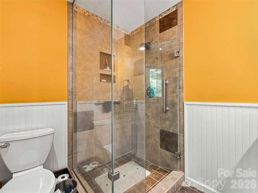 201 Valeria Lane, Pisgah Forest, NC 28768.  MLS# CAR4413829, YatesRealty ID 43787. Primary Bath
