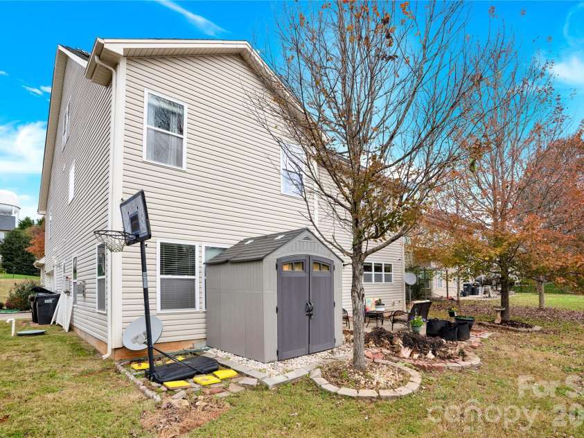 282 Fischer Road, Fort Mill, SC 29715.  MLS# CAR4412237, YatesRealty ID 43788. 