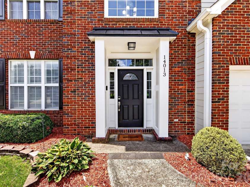 14013 Laurel Trace Drive, Charlotte, NC 28273.  MLS# CAR4413106, YatesRealty ID 43789. 