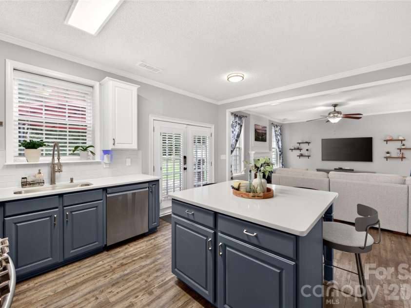 14013 Laurel Trace Drive, Charlotte, NC 28273.  MLS# CAR4413106, YatesRealty ID 43789. 