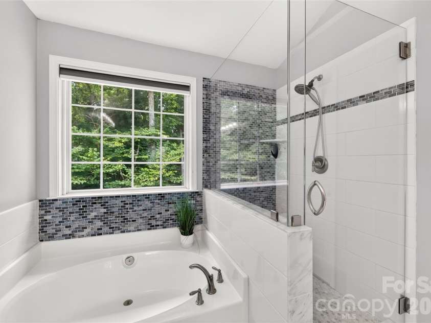 14013 Laurel Trace Drive, Charlotte, NC 28273.  MLS# CAR4413106, YatesRealty ID 43789. 