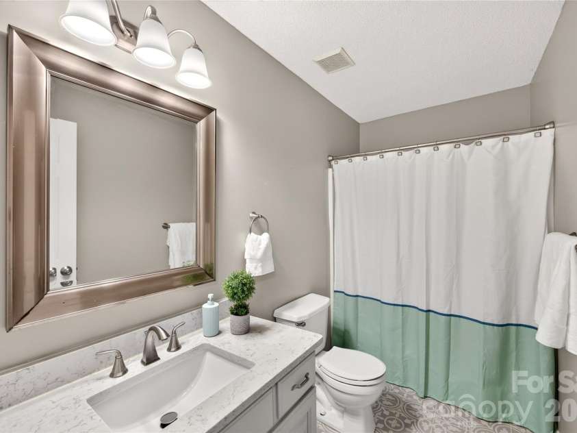 14013 Laurel Trace Drive, Charlotte, NC 28273.  MLS# CAR4413106, YatesRealty ID 43789. 