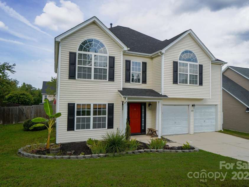 305 White Water Drive, Rock Hill, SC 29732.  MLS# CAR4301011, YatesRealty ID 4379. 