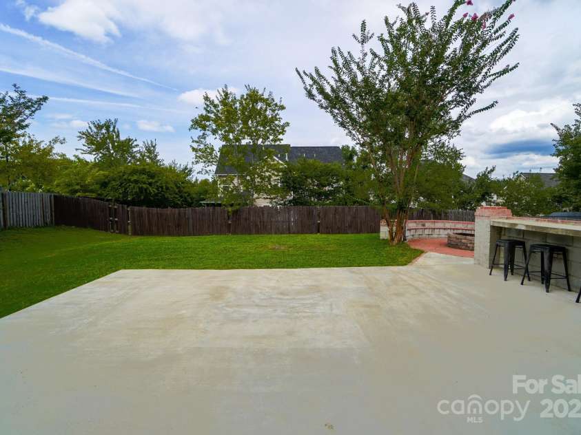 305 White Water Drive, Rock Hill, SC 29732.  MLS# CAR4301011, YatesRealty ID 4379. 
