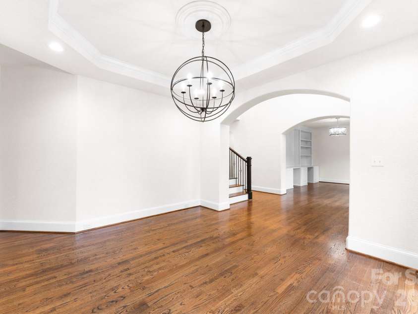 7307 Roseland Avenue, Charlotte, NC 28277.  MLS# CAR4413128, YatesRealty ID 43790. Dining room
