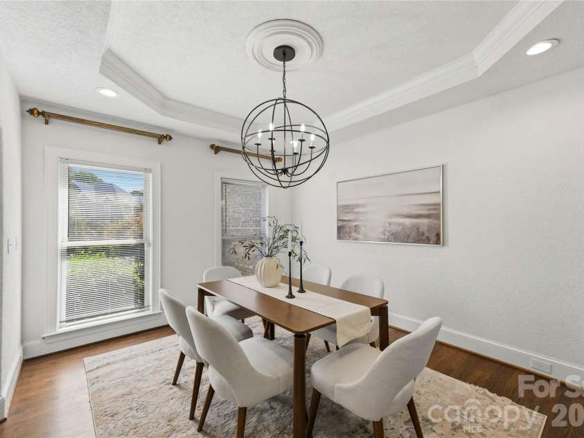 7307 Roseland Avenue, Charlotte, NC 28277.  MLS# CAR4413128, YatesRealty ID 43790. Dining room