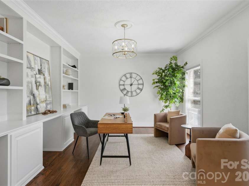 7307 Roseland Avenue, Charlotte, NC 28277.  MLS# CAR4413128, YatesRealty ID 43790. Office