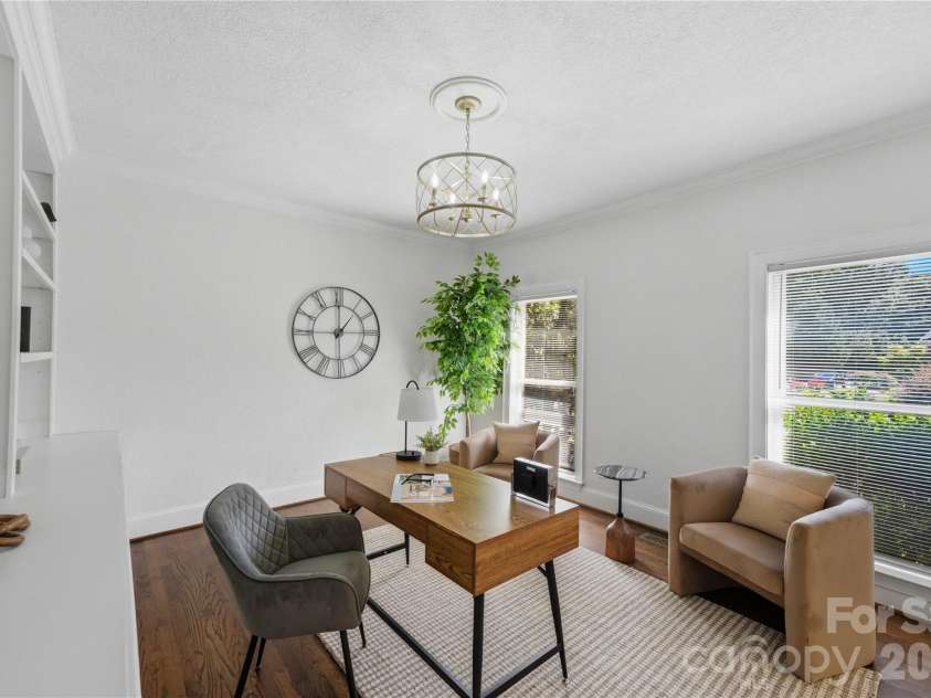 7307 Roseland Avenue, Charlotte, NC 28277.  MLS# CAR4413128, YatesRealty ID 43790. Office