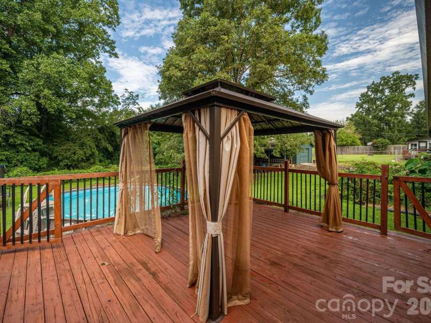 1369 Chancellor Drive, Claremont, NC 28610.  MLS# CAR4414231, YatesRealty ID 43792. 