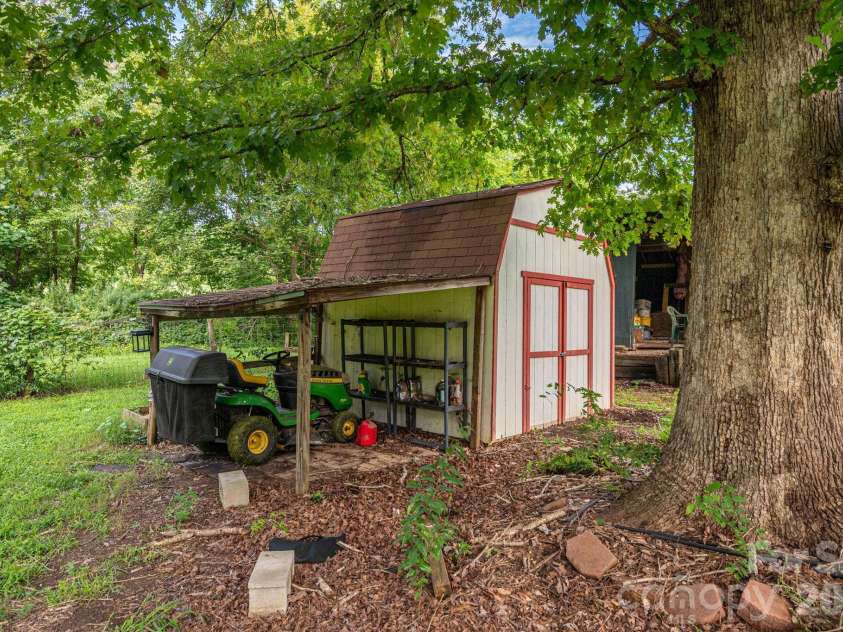 1369 Chancellor Drive, Claremont, NC 28610.  MLS# CAR4414231, YatesRealty ID 43792. 