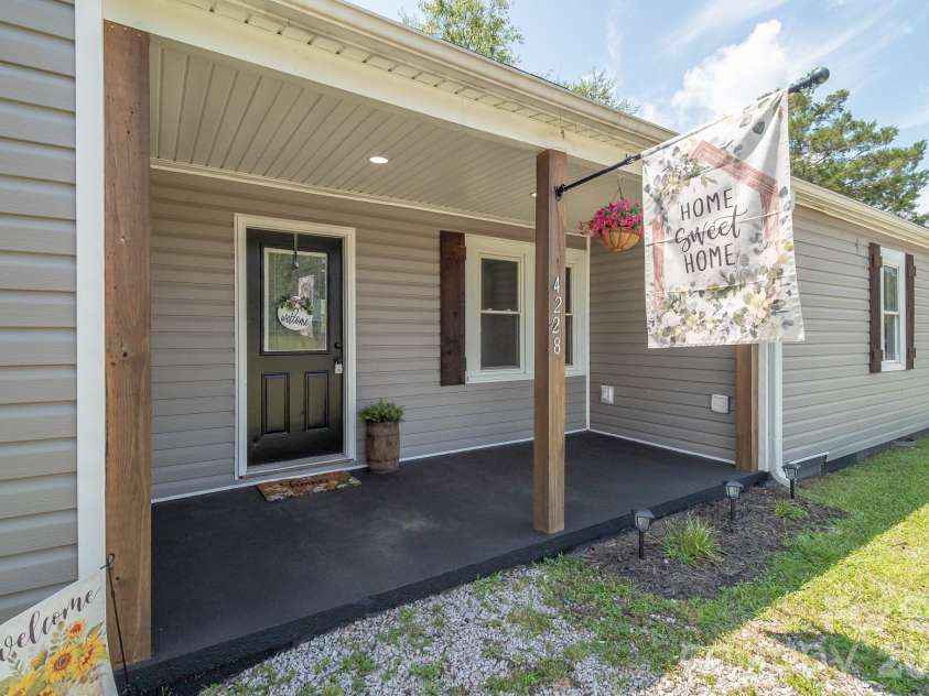 4228 Flat Creek Road, Heath Springs, SC 29058.  MLS# CAR4410434, YatesRealty ID 43793. 
