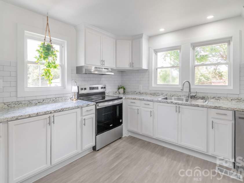 4228 Flat Creek Road, Heath Springs, SC 29058.  MLS# CAR4410434, YatesRealty ID 43793. 